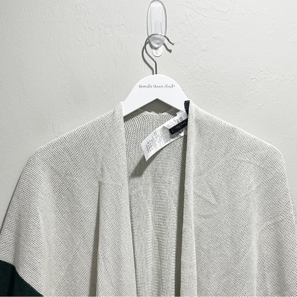 BCBG Women’s Green Ivory Stripe Shawl Wrap Fringed Open Front Gardenia OS - Picture 4 of 8